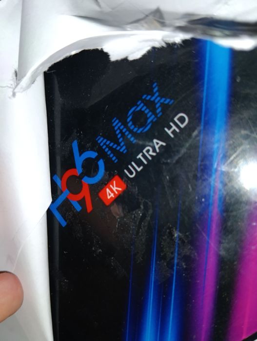 Телевізор Samsung+приставка у подарунок!