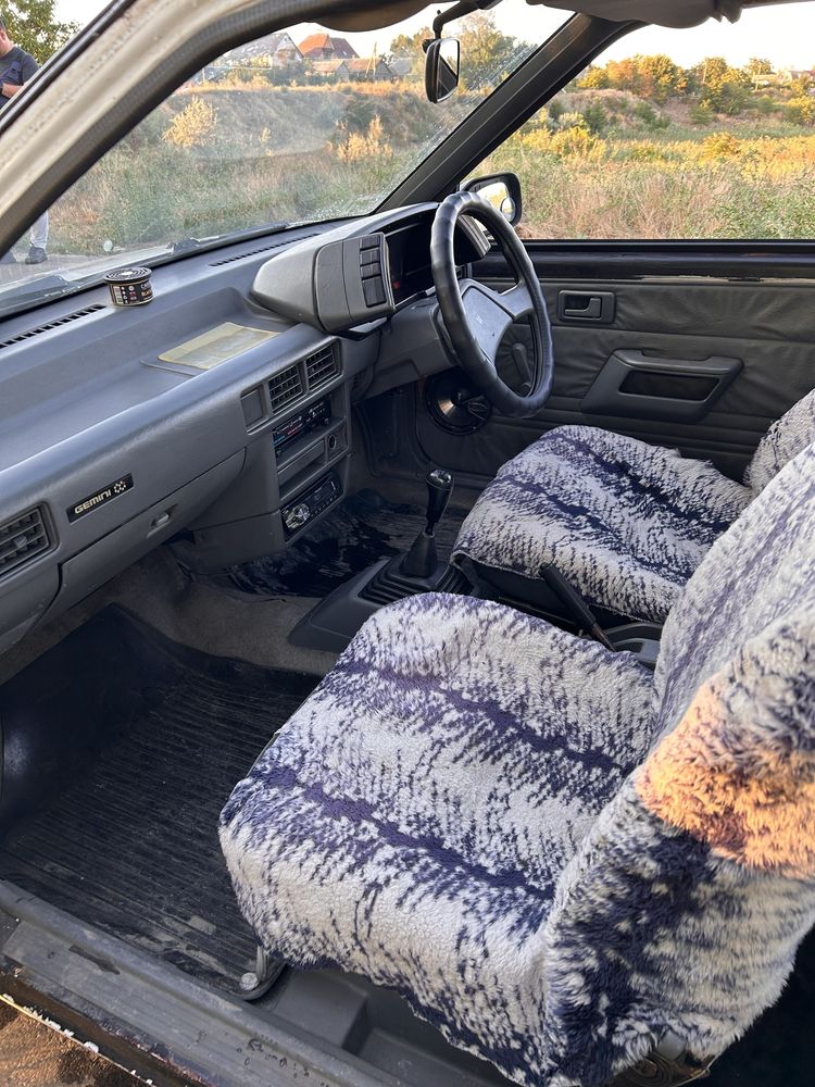 Продам Isuzu Gemini
