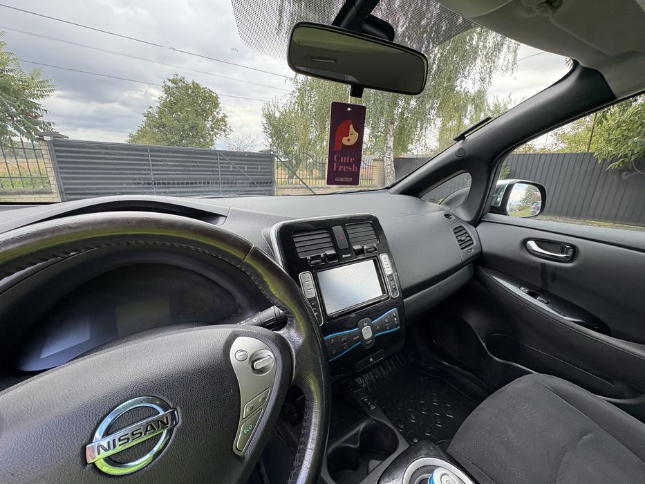 Nissan Leaf 2014