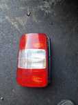 Lampa lewy tył vw caddy 04-15