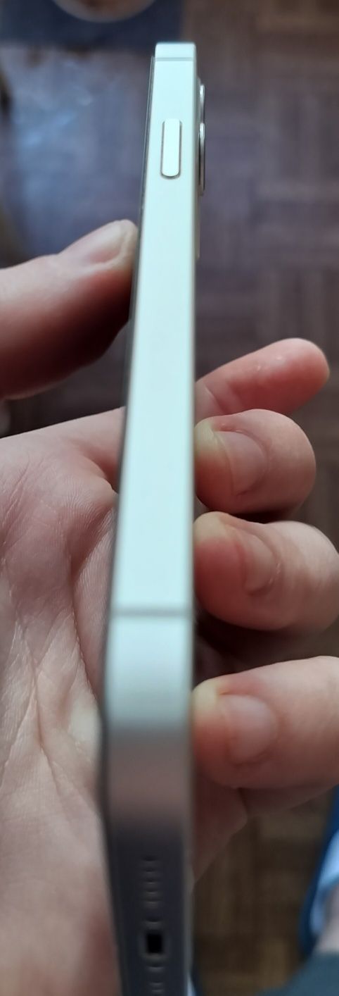 Iphone 12 White 64 GB