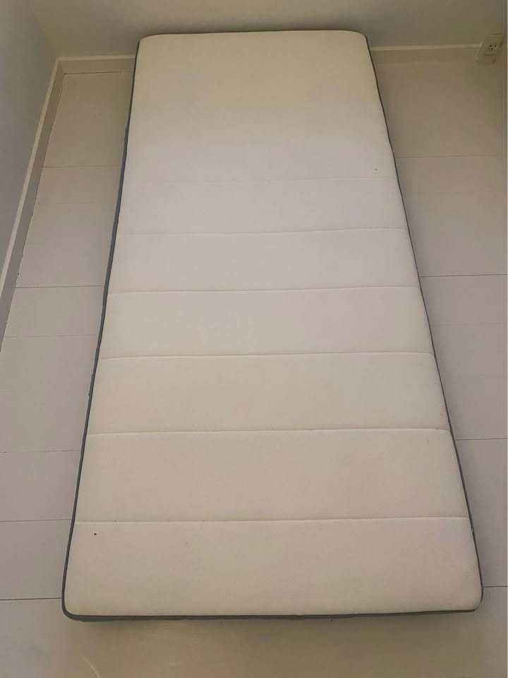 Colchão IKEA VESTERÖY (80x200)