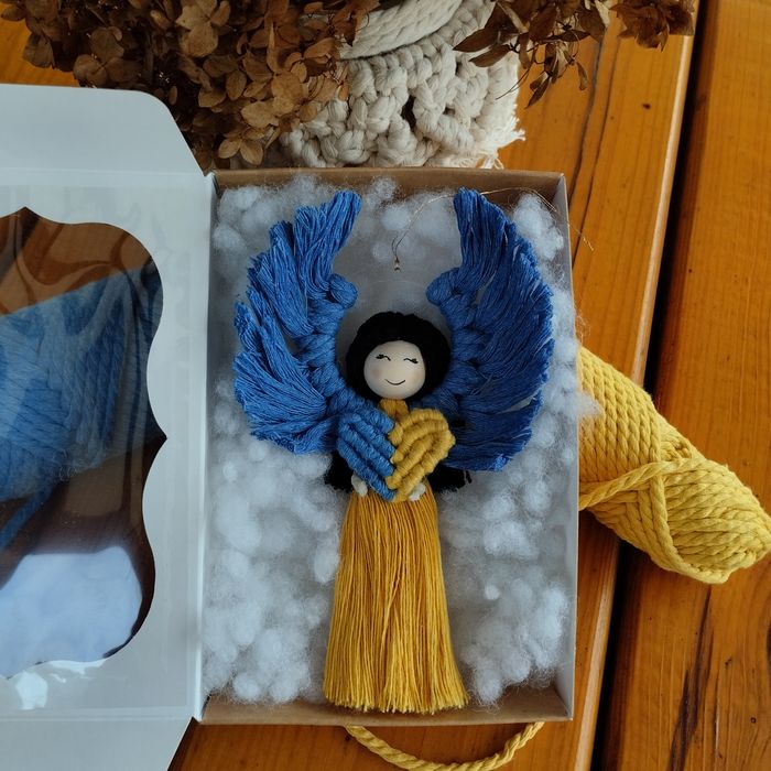 Янгол,ангел,валентинка,оберіг,берегиня,,лялька макраме