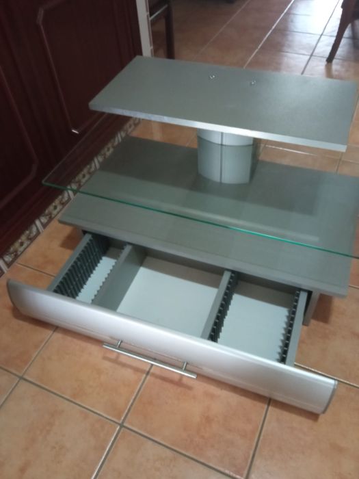 Móvel suporte de tv com 3 nivéis c/gaveta