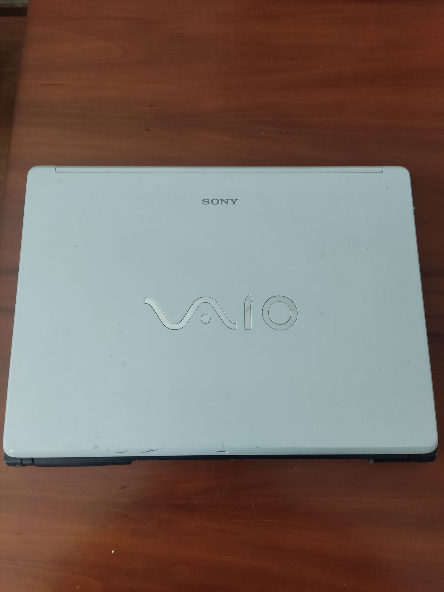 AVARIADO Computador portátil Sony PCG-7N1M sem disco, bateria nem carr