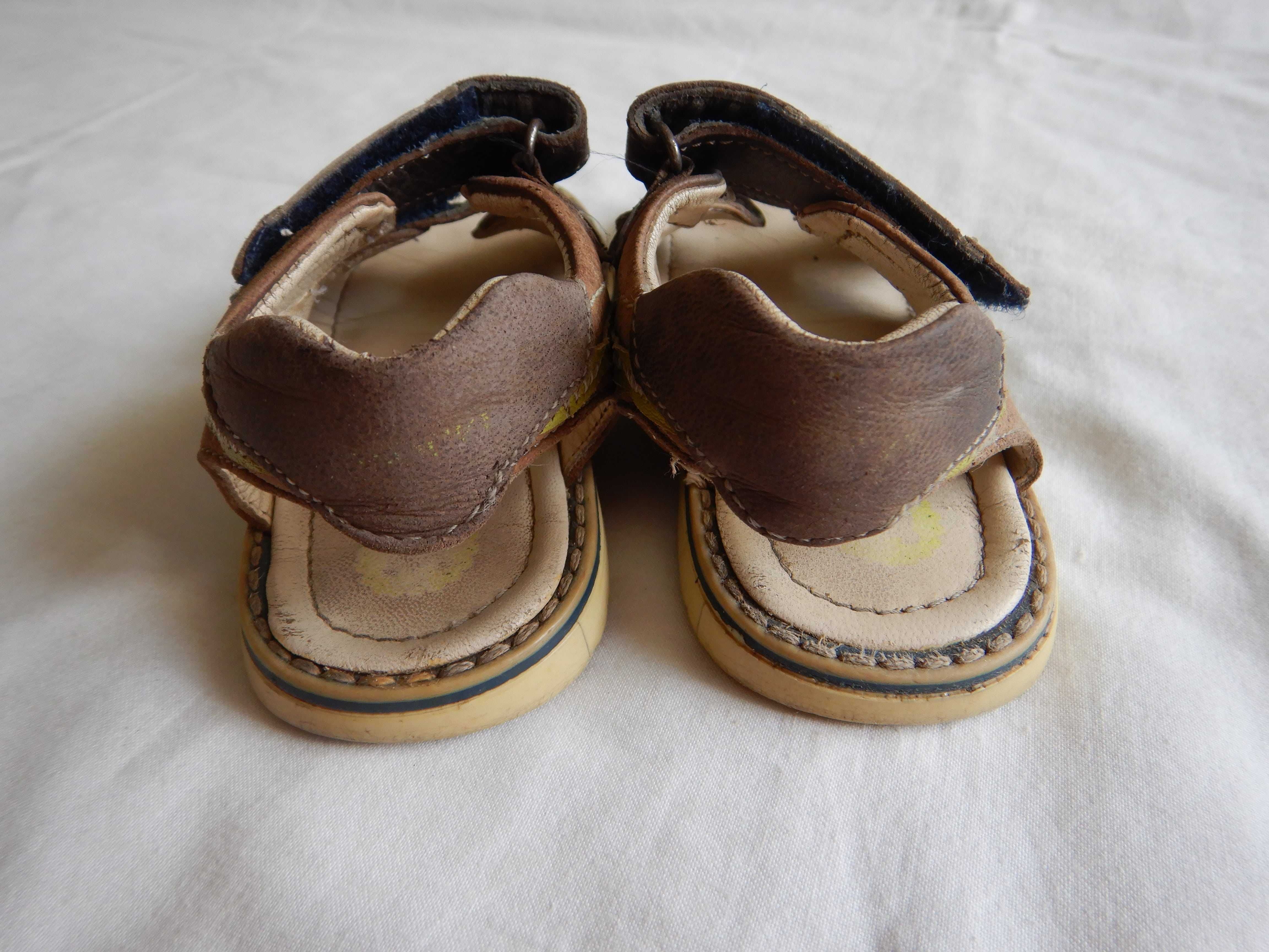 Lasocki Kids CCC sandały skórzane rozm. 27