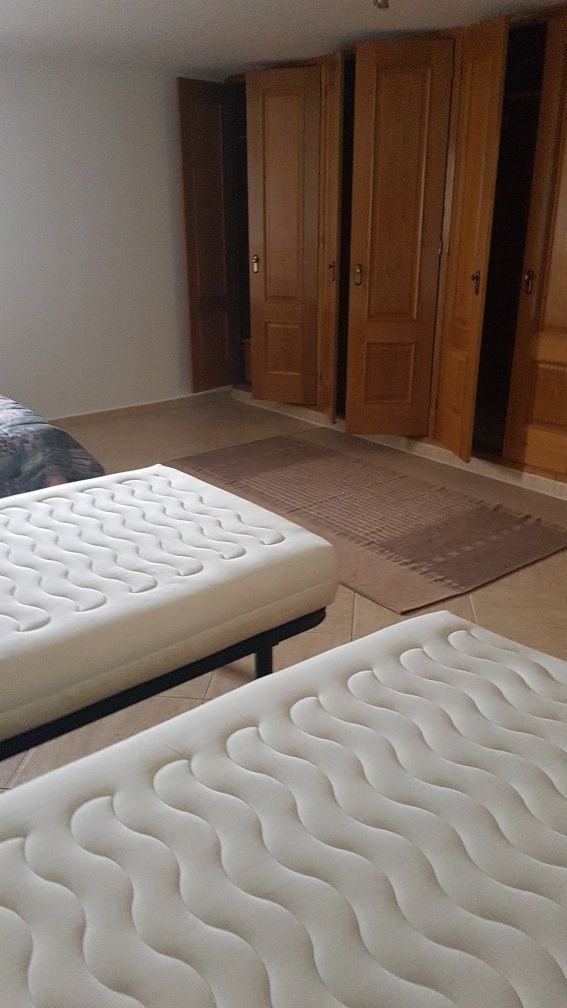 Quarto  Feminino  Duplo  / Mês Albufeira