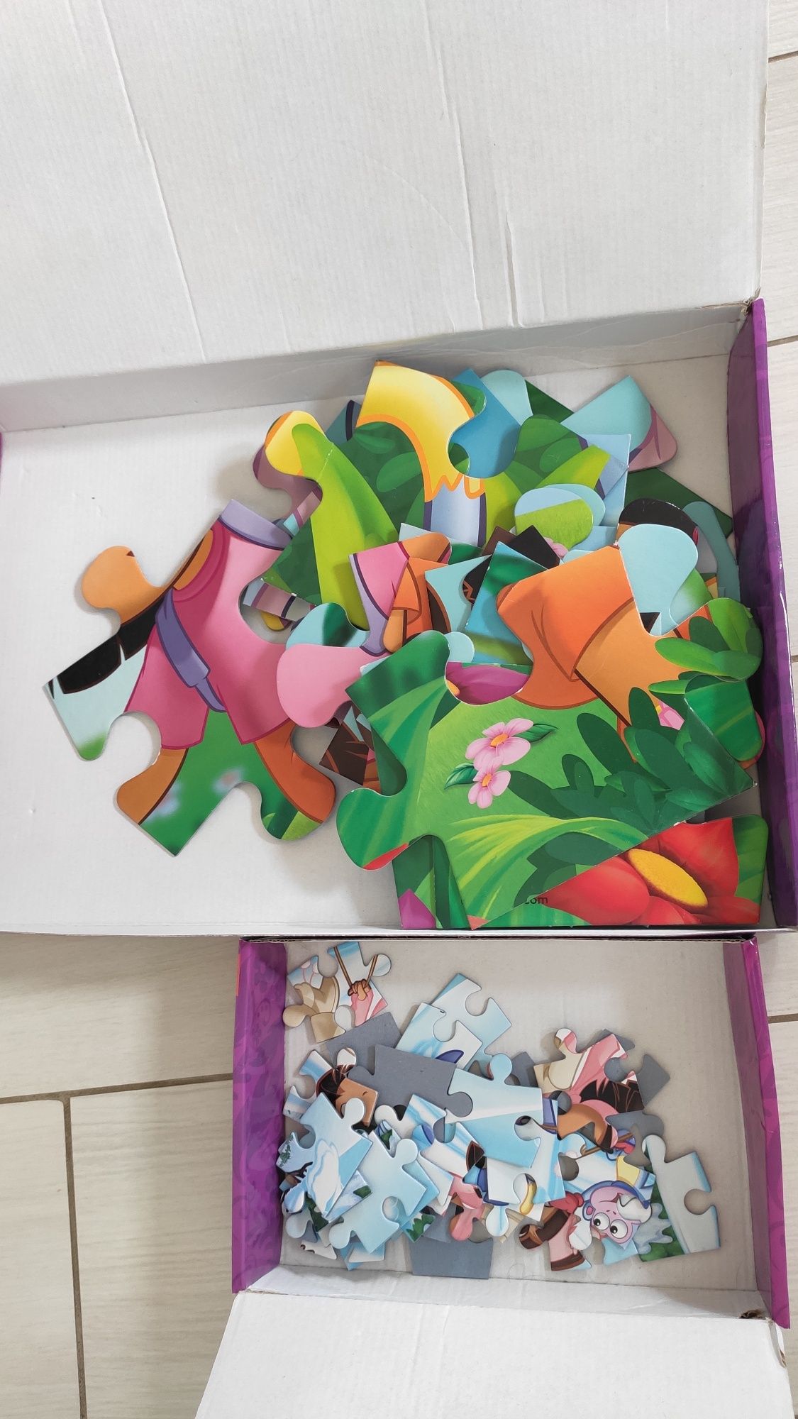 Puzzle Dora poznaje świat 24 Maxi elementy, 30 elementów