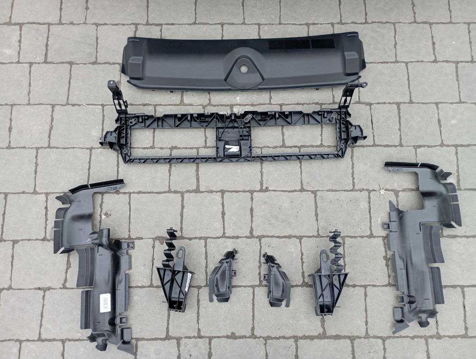 Audi A4 B9 Кріплення Решітки Передня Направляюча Повітря