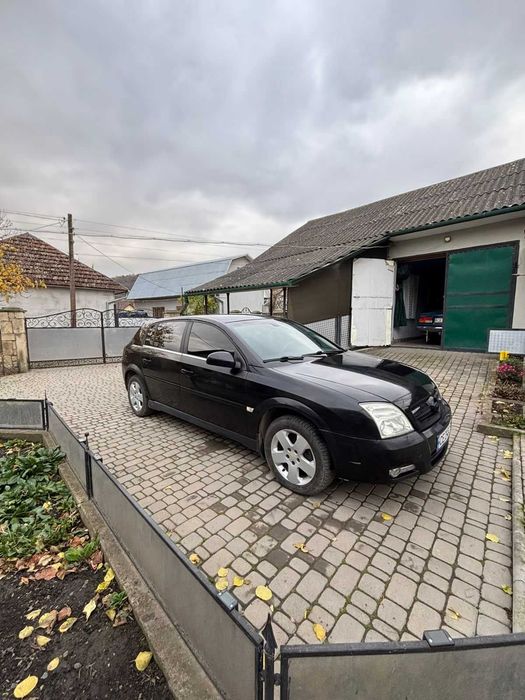 Продам автомобіль Opel Signum