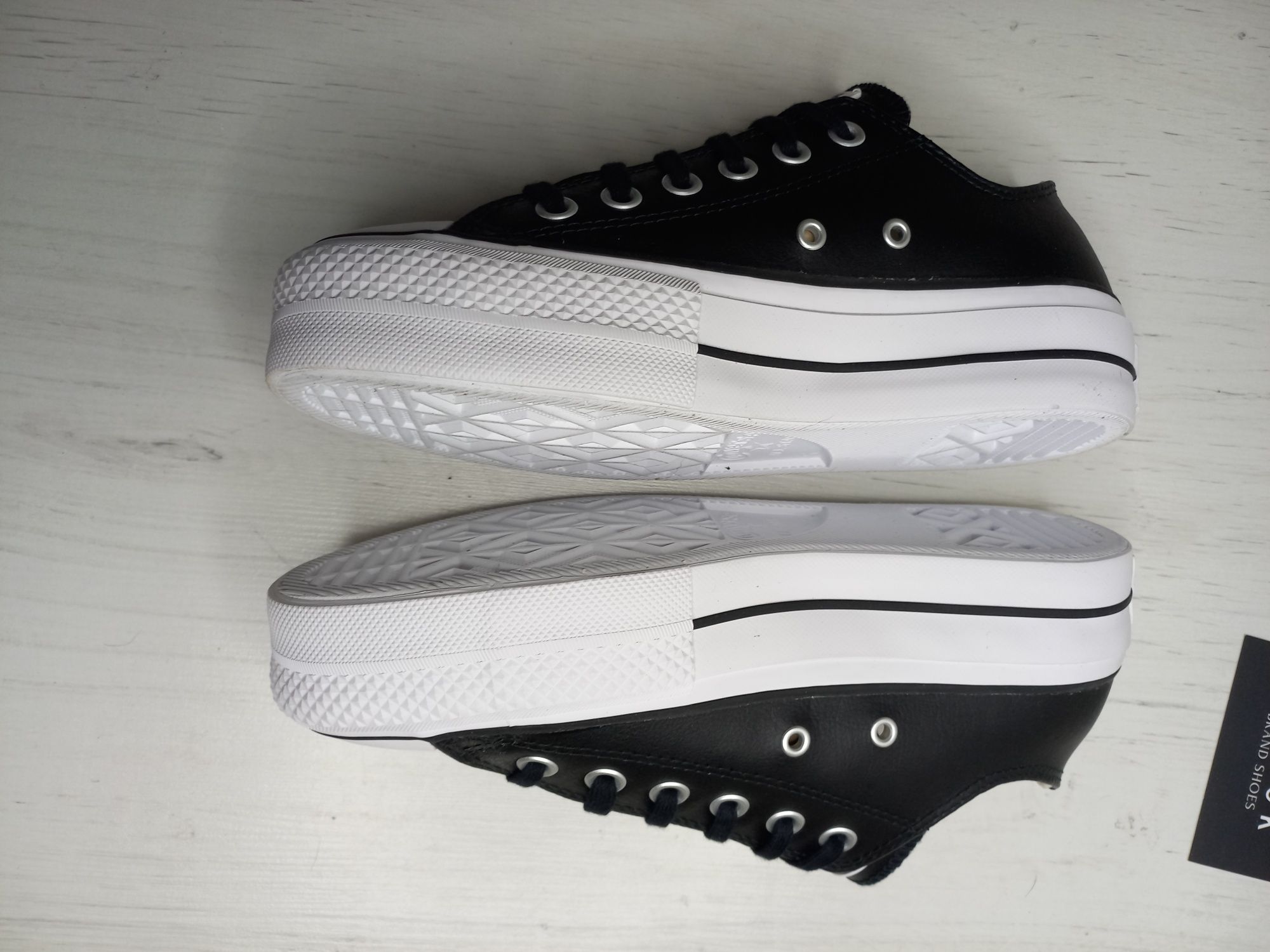 Жіночі кеди низькі Converse Chuck Taylor All Star Lift( оригінал)