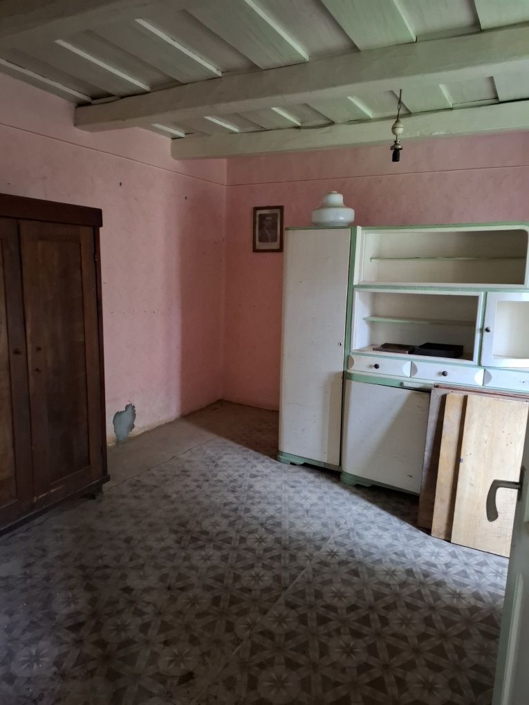 Від Берегове 1км с. Яноші 130 кв.м будинок.