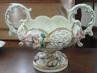 Waza porcelana Capodimonte Włochy wys.30cm. (P.4238)