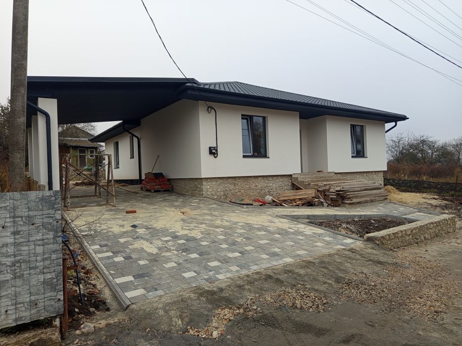 Продам будинок село Підгороднє