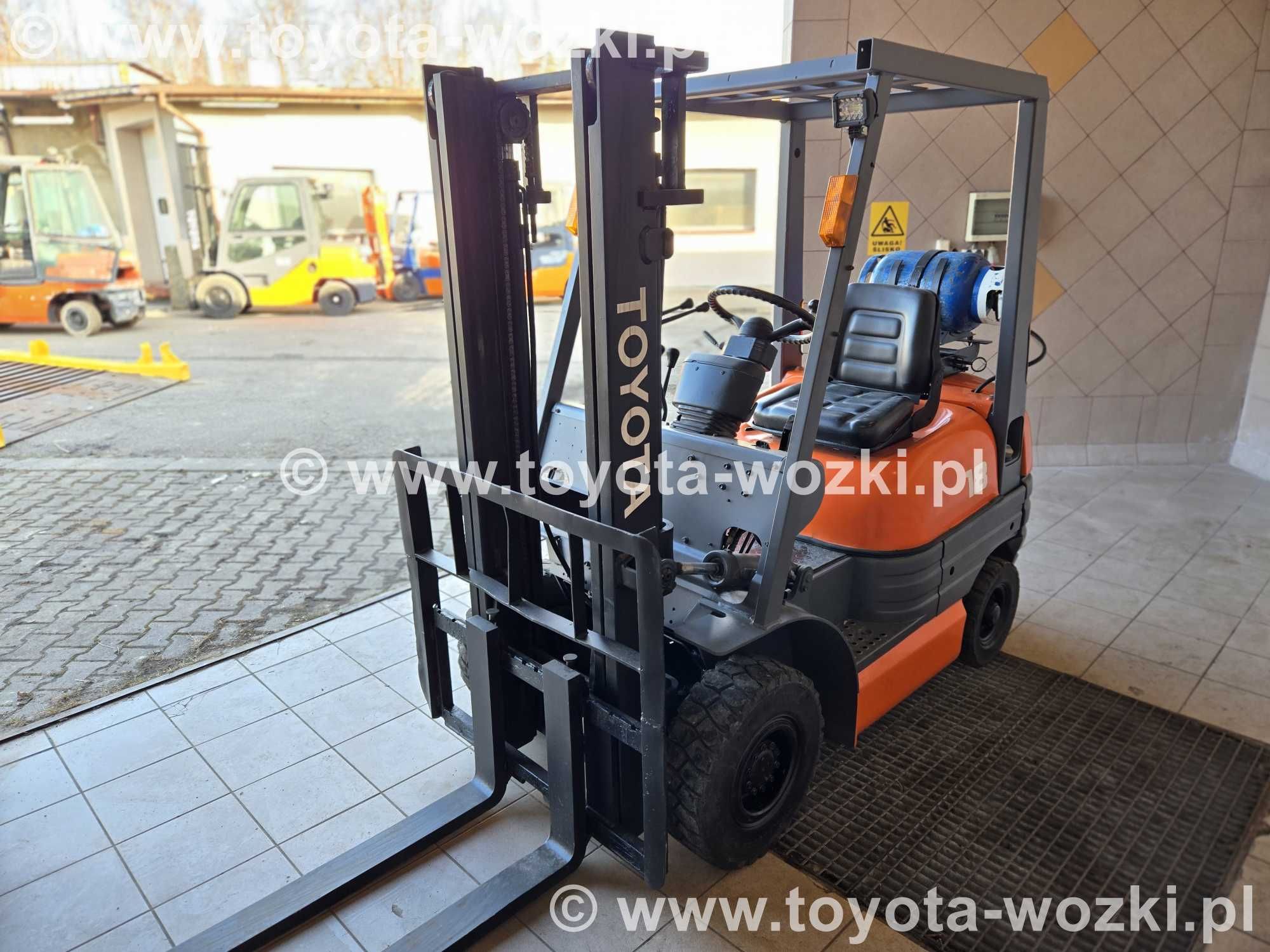 Wózek Widłowy TOYOTA 6FG18 , Wózki Widłowe TOYOTA 6FGF18 widlak LINDE