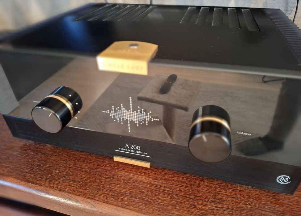 Wzmacniacz -  Circle Labs A200