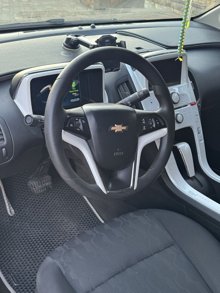 Chevrolet Volt 2012г.