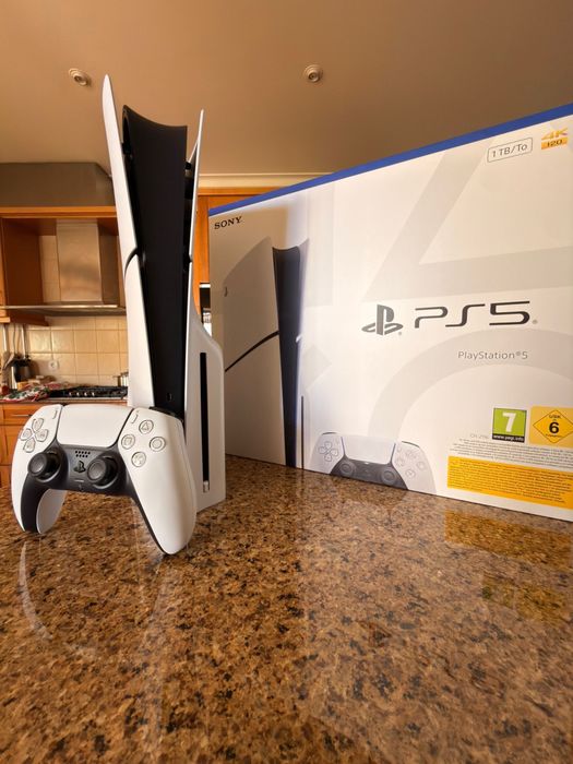 PlayStation5 Slim (1TB)