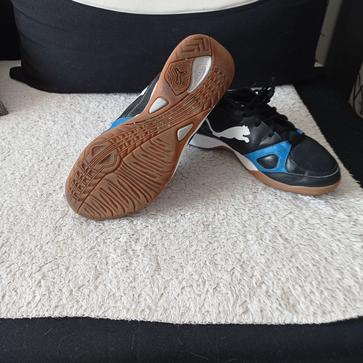 Buty , adidasy dziecięce Puma rozmiar 38