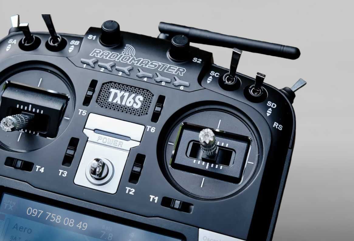 Пульт для квадрокоптера RadioMaster TX16S MKII ELRS Mode 2 дрон FPV