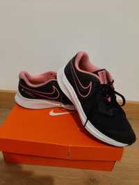 Buty Nike dziewczęce 35,5