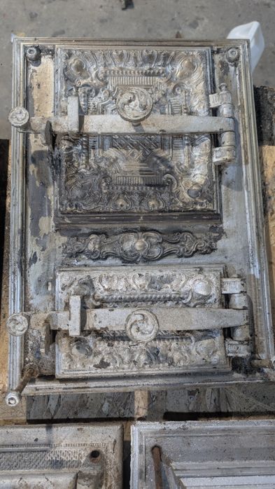 Drzwi żeliwne stare do pieca kaflowego