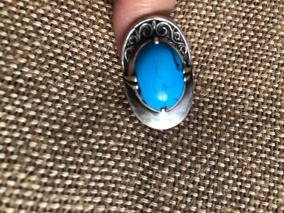 Розкішний комплект зі срібла