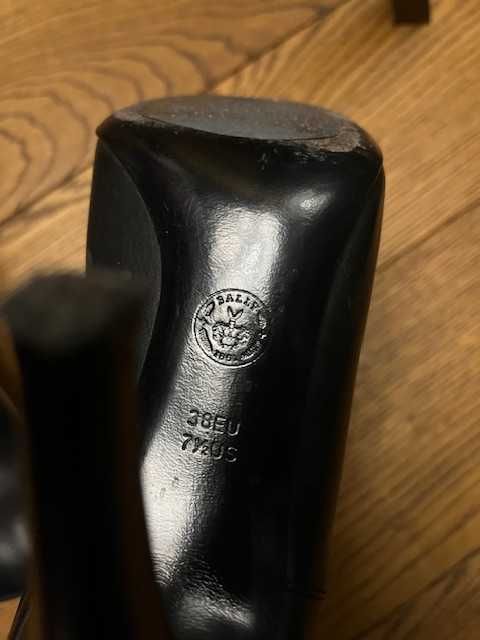 Ботильйони bally