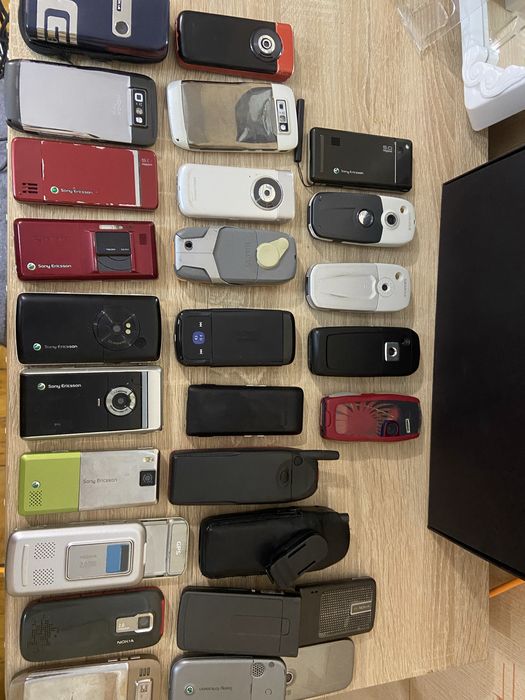 Кнопочные мобильнае телефоны SE, Simens, Nokia