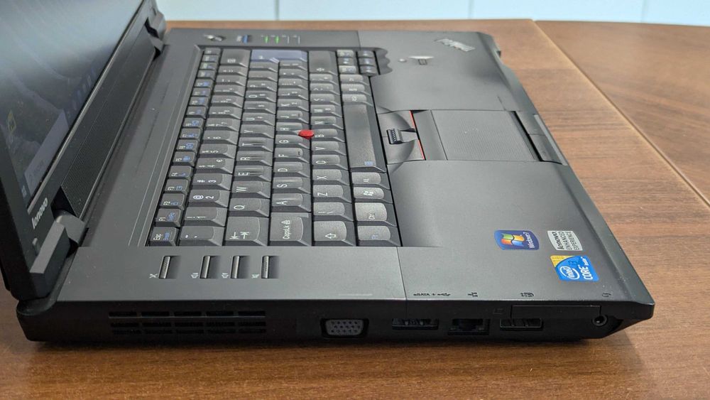 Tani Laptop 15" Lenovo ThinkPad L512 Intel i3 SSD Win10 DVD Kamera