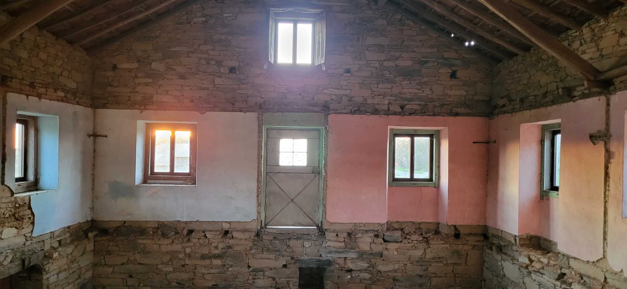 Casa em aldeia calma