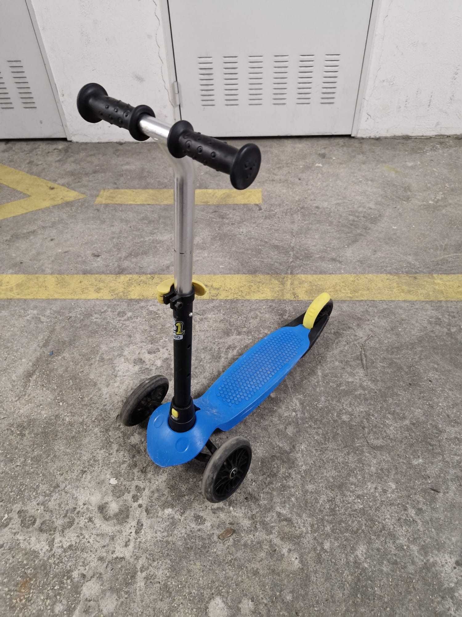 Triciclo Chicco pelicano e trotinete