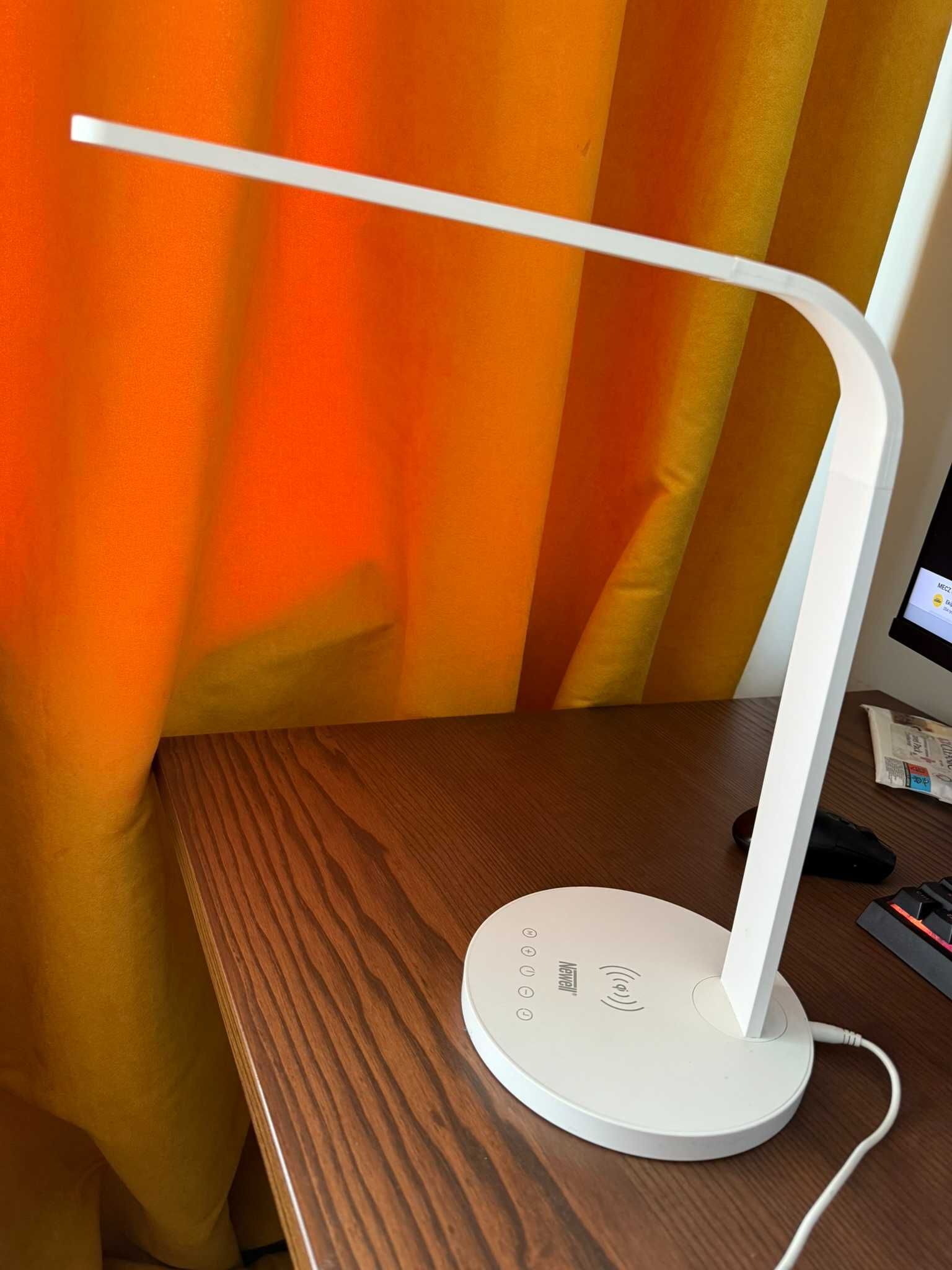 Lampka biurkowa NEWELL Sundesk