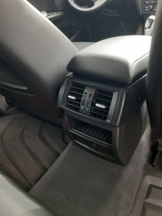 BMW X3 Подам автомобіль.  Авто не битий не фарбований на 100%.