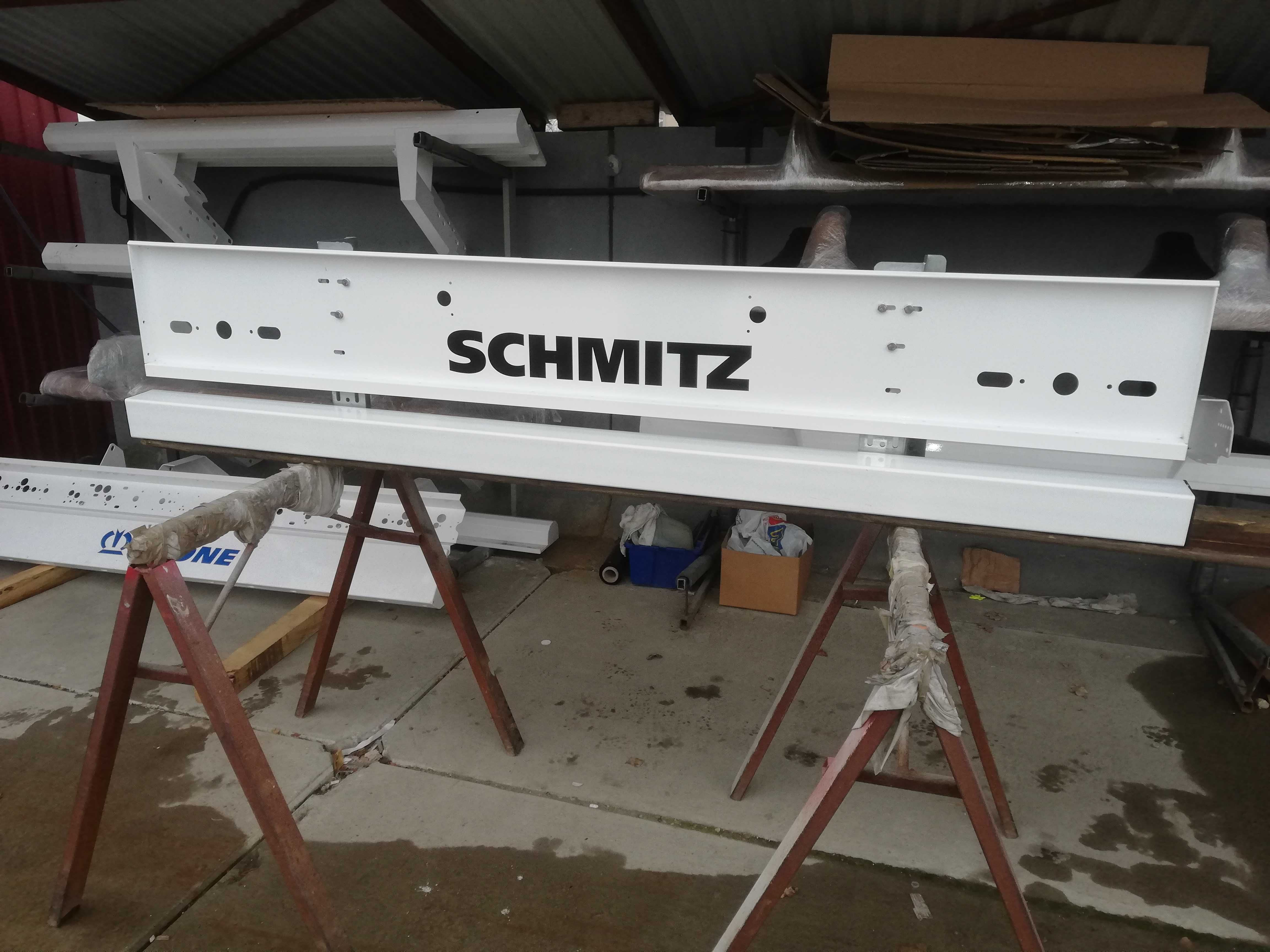 zderzak schmitz nowy typ