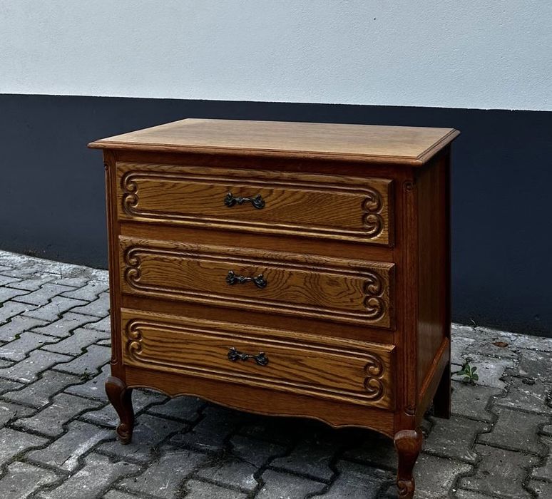 Komoda , szafka w stylu Ludwika