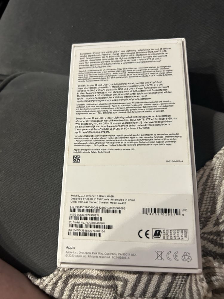 Iphone 12……………………..