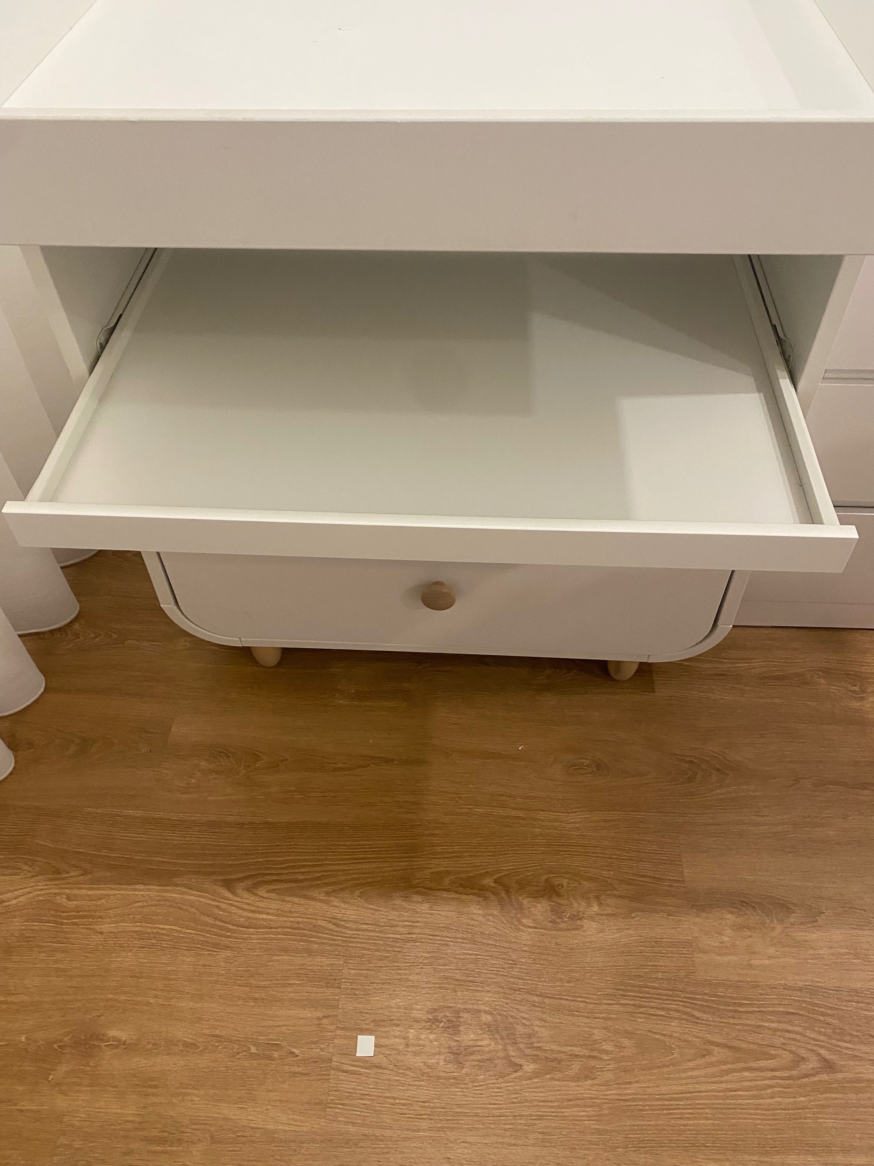 Trocador / móvel muda fralda IKEA