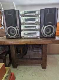 Aparelhagem de musica Technics com colunas