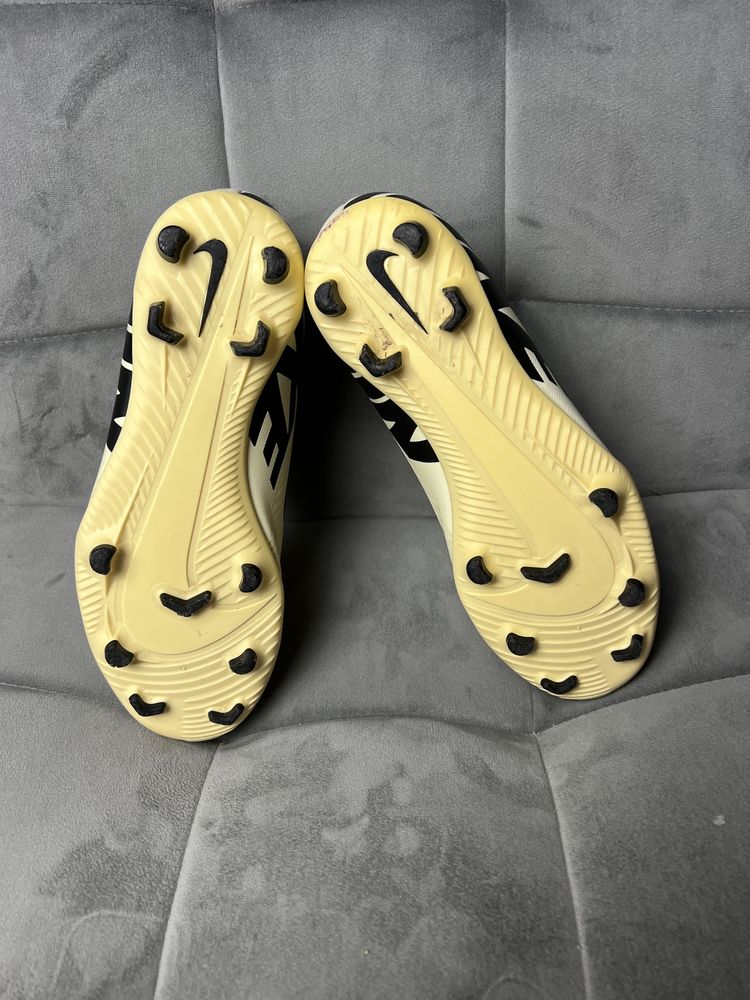 Бутси Nike Mercurial Vapor 15 Club бутсы найк копочки меркуриал