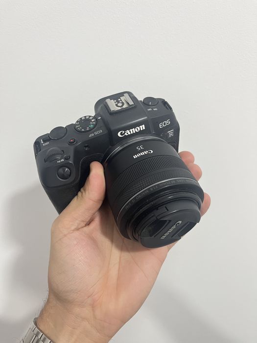 Canon Eos RP + RF 35mm + EF 50mm + EF 75-300mm + Adapt. EF-R
