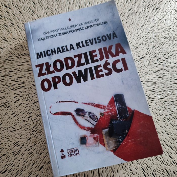 Michaela Klevisova "złodziejka opowieści"