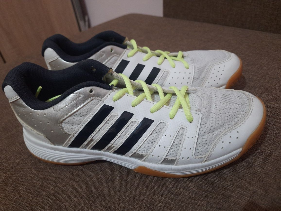 Кросівки, адідас, adidas, 24.5 cм в дуже гарному стані