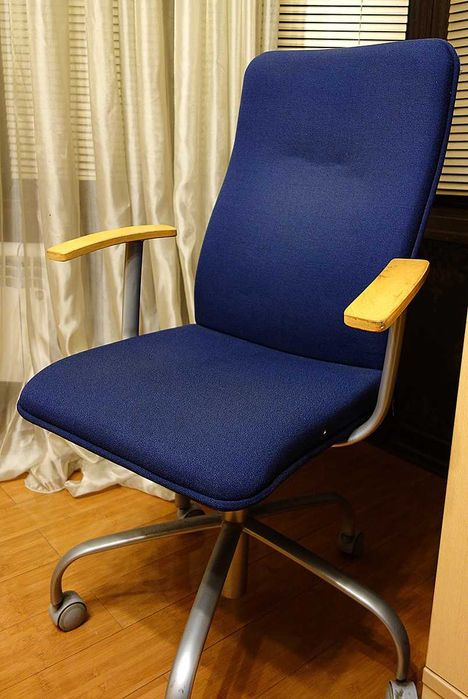 Комплект офісних меблів NARBUTAS - 50% ціни