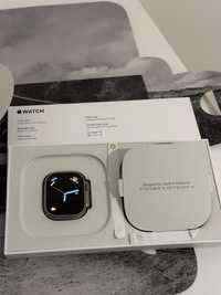 Apple Watch Ultra 49 mm, caixa em titânio, GPS + Cellular com bracelete Yellow/Beige Trail Loop M/L