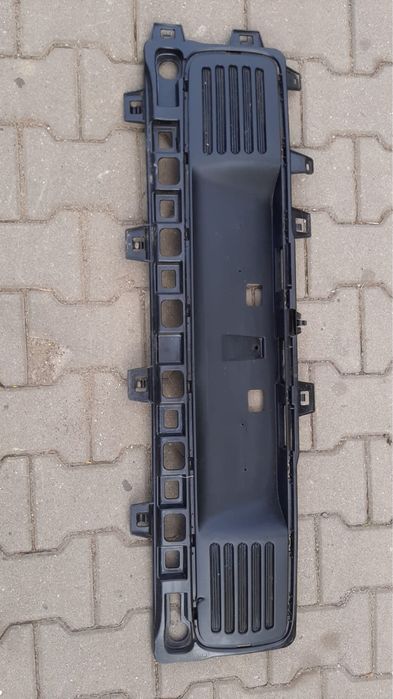 kratka zderzaka przednia Ranault twingo III