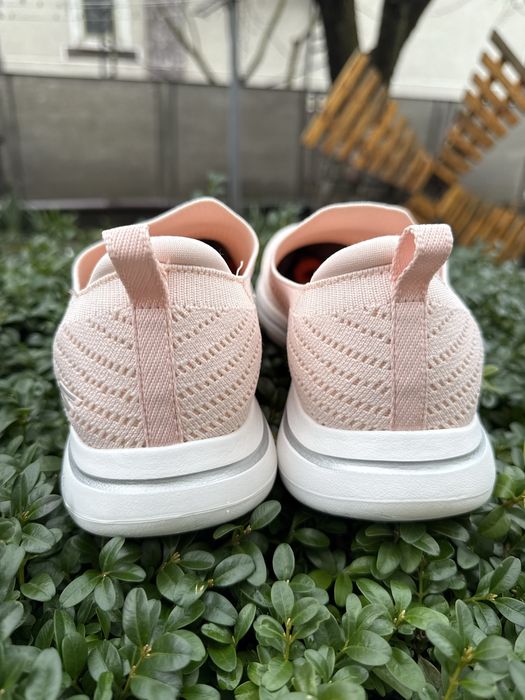 Skechers мокасини жіночі 25,5 см