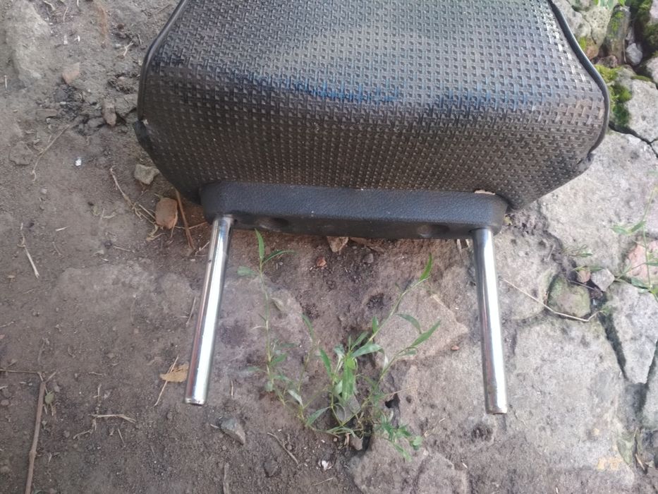 Продам  підголовник