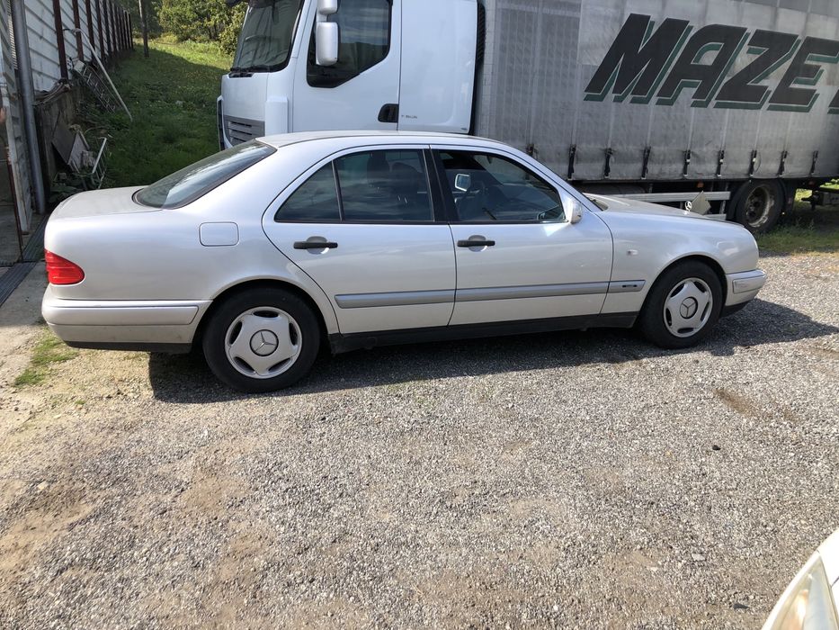 Mercedes E 290 Para peças