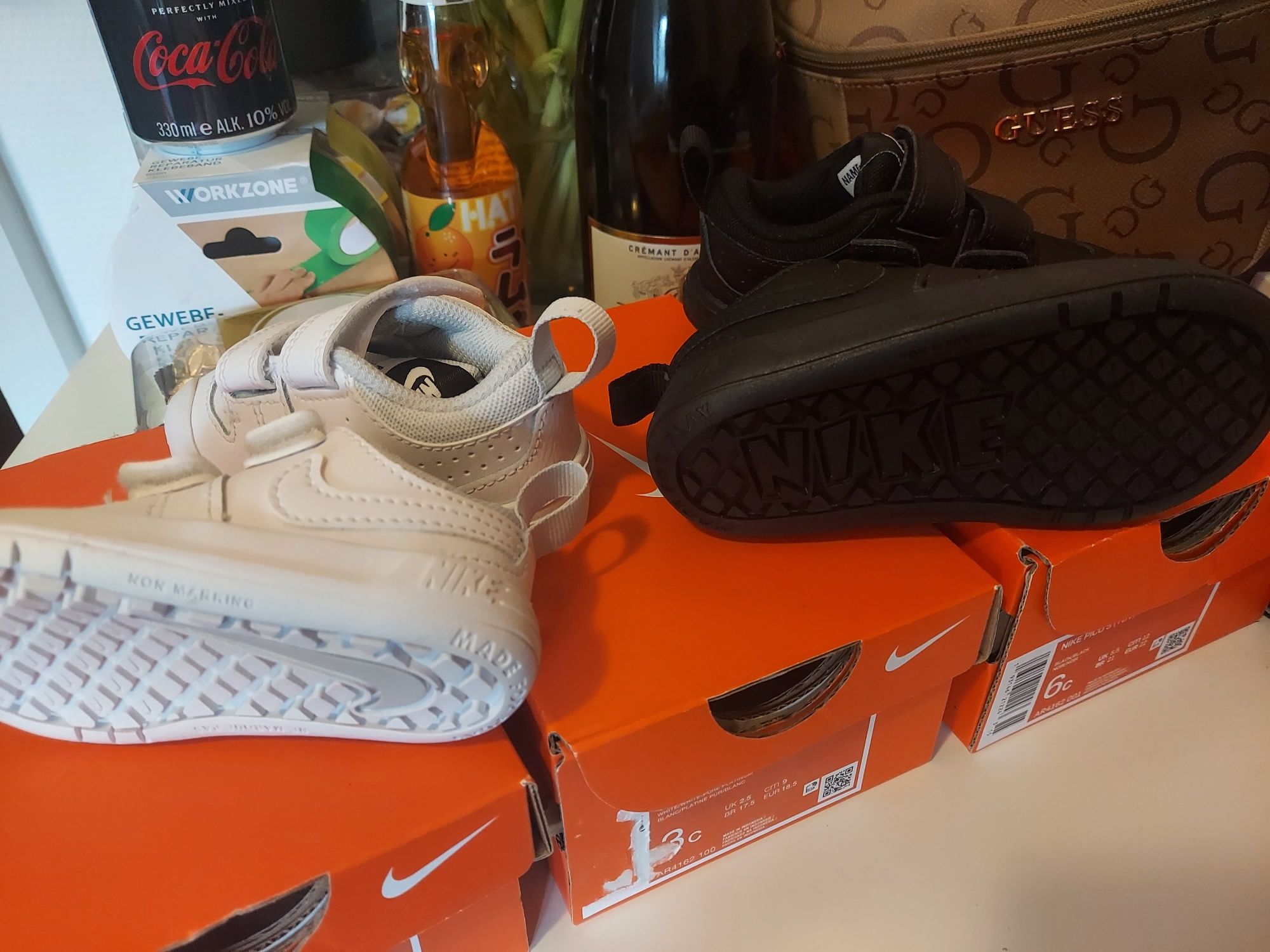 Новые оригинал фирменные детские кроссовки Nike унисекс